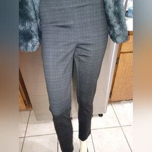 NWT Calvin Klein Modern Essentials Plaid Pull-On Slim Pants - Size S